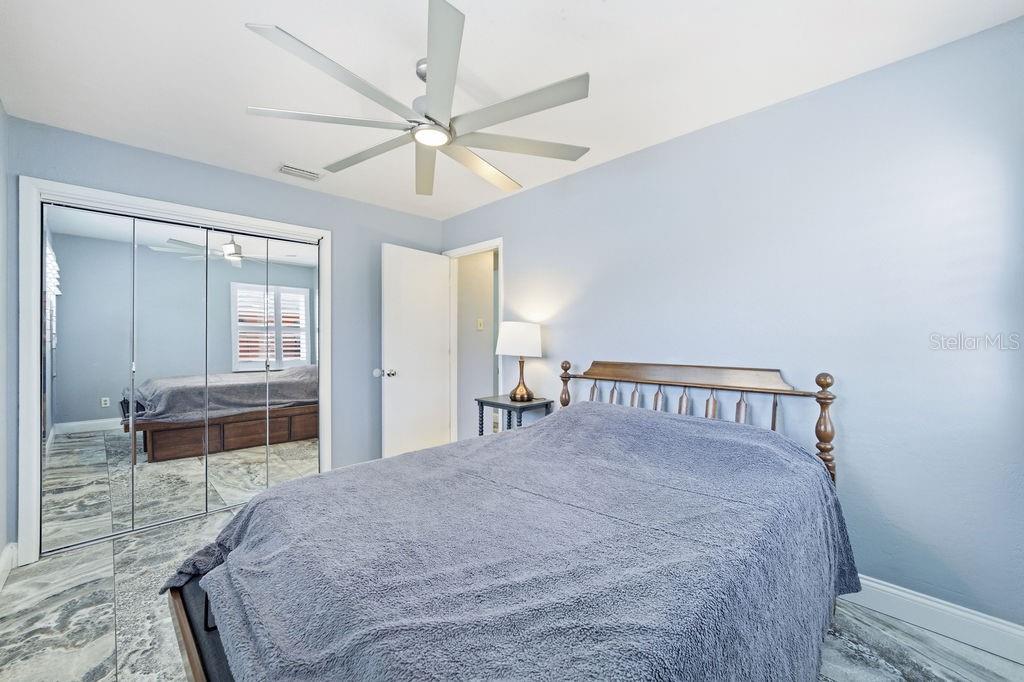 Image 36 of 52 For 6901 17th Lane N