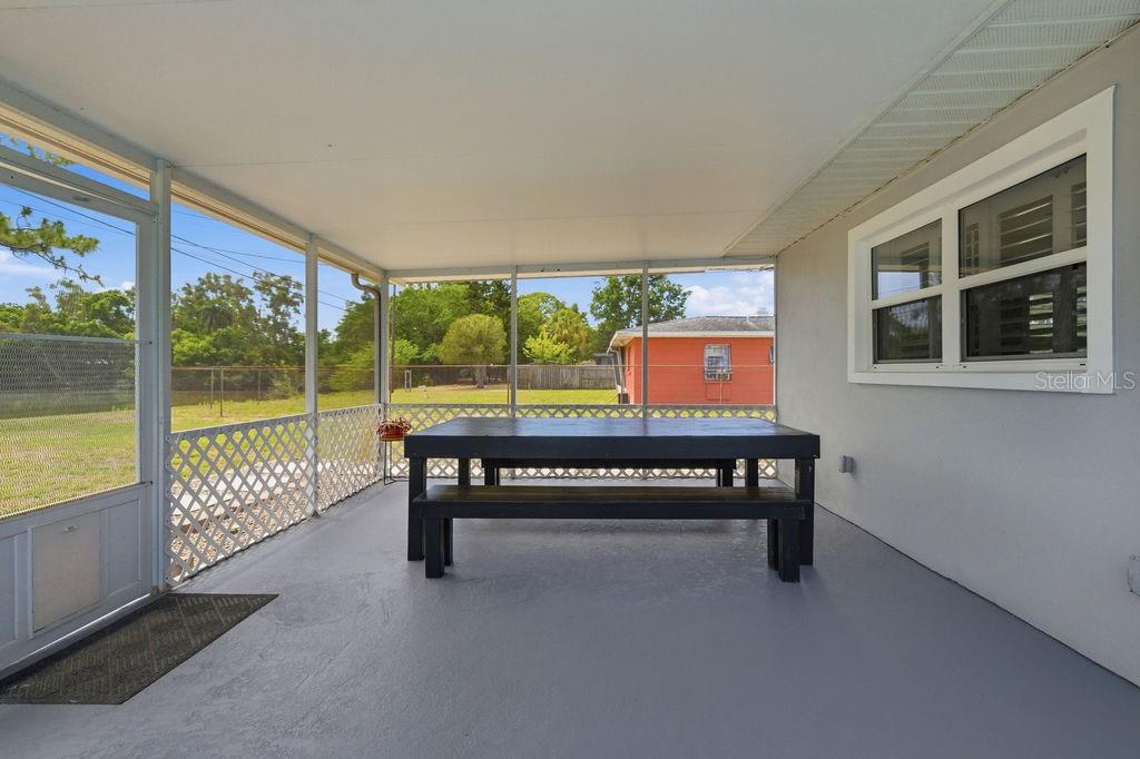 Image 41 of 52 For 6901 17th Lane N