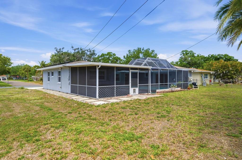 Image 45 of 52 For 6901 17th Lane N