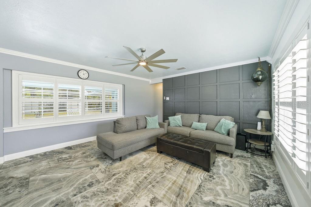 Image 7 of 52 For 6901 17th Lane N