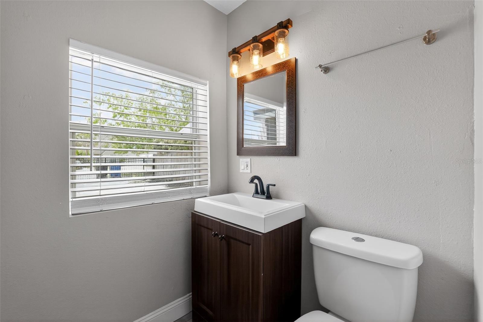 Image 28 of 41 For 3250 Prescott Street N