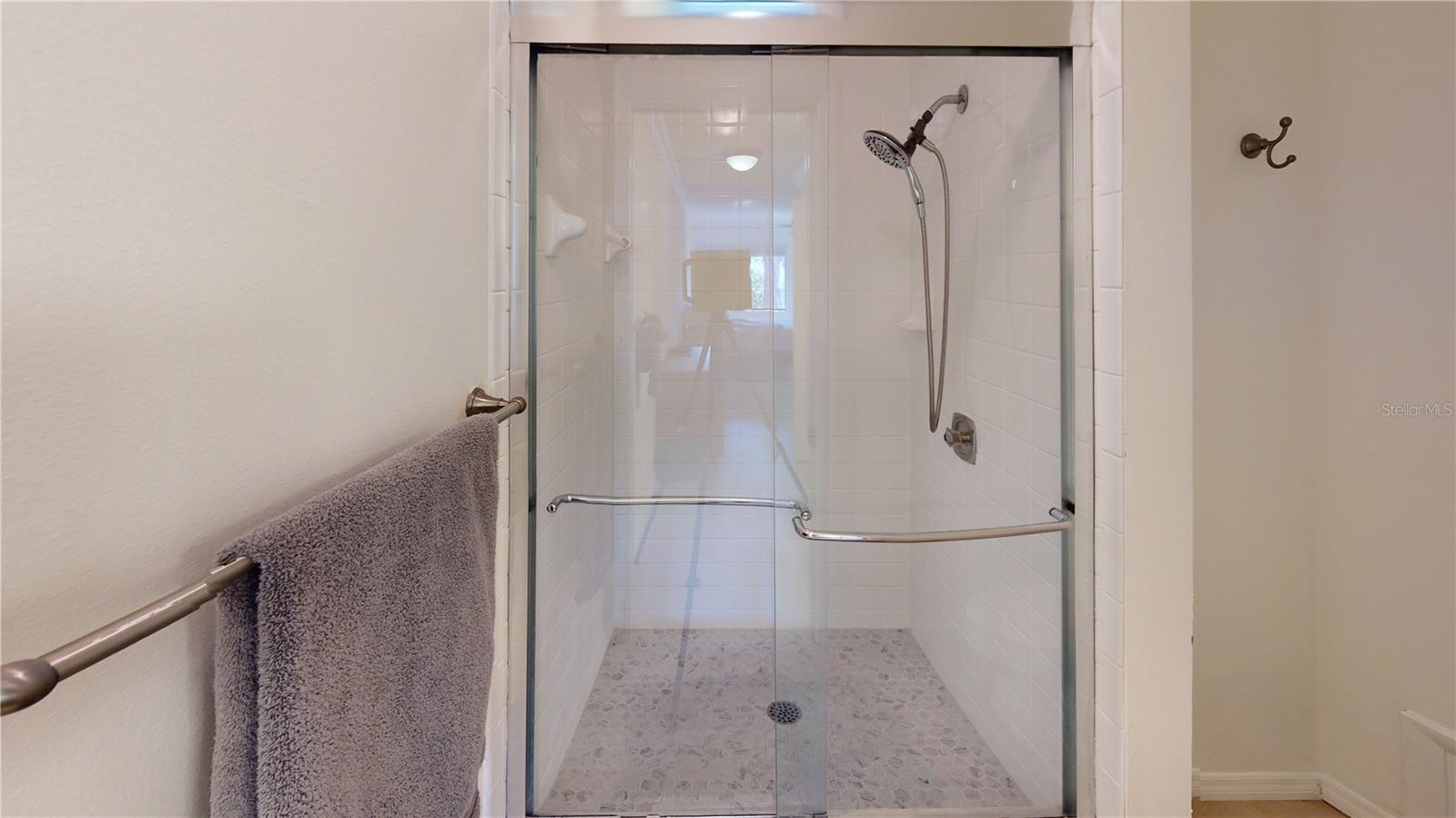 Image 19 of 47 For 2749 Orchid Oaks Drive 302