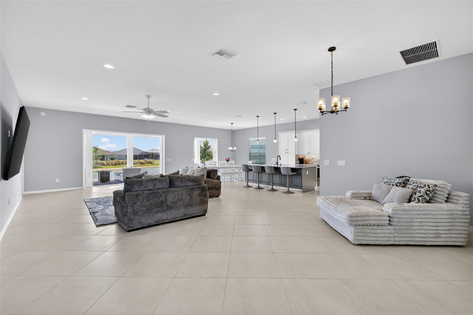 Image 10 of 40 For 1695 Mcmurtrie Loop