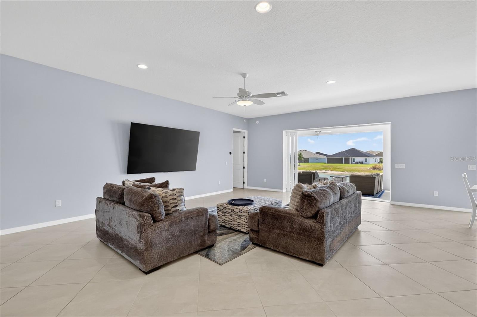 Image 20 of 40 For 1695 Mcmurtrie Loop