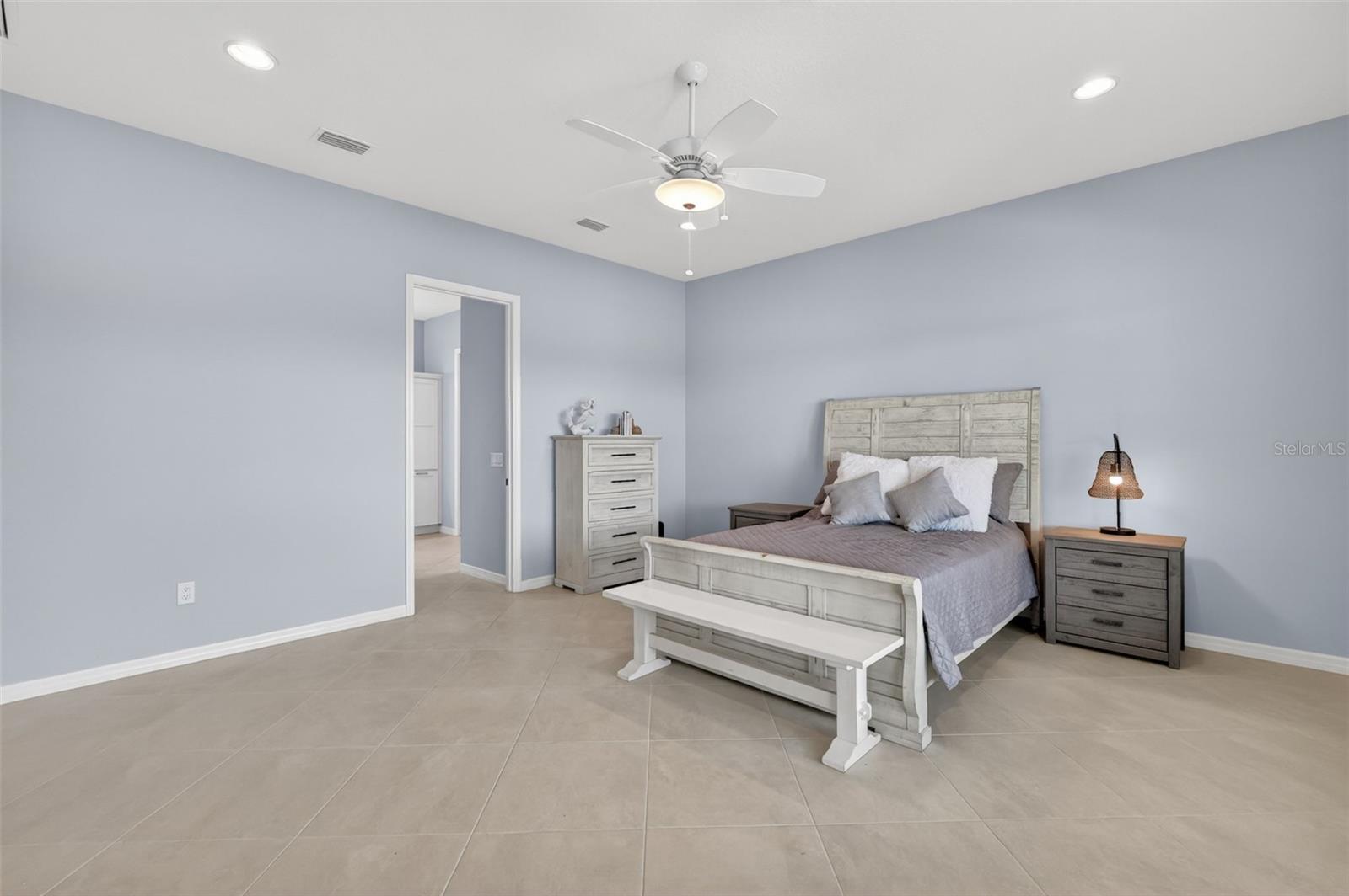 Image 21 of 40 For 1695 Mcmurtrie Loop