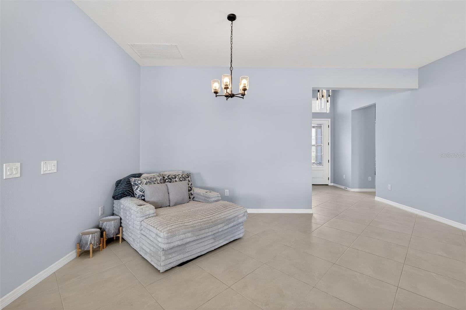 Image 9 of 40 For 1695 Mcmurtrie Loop