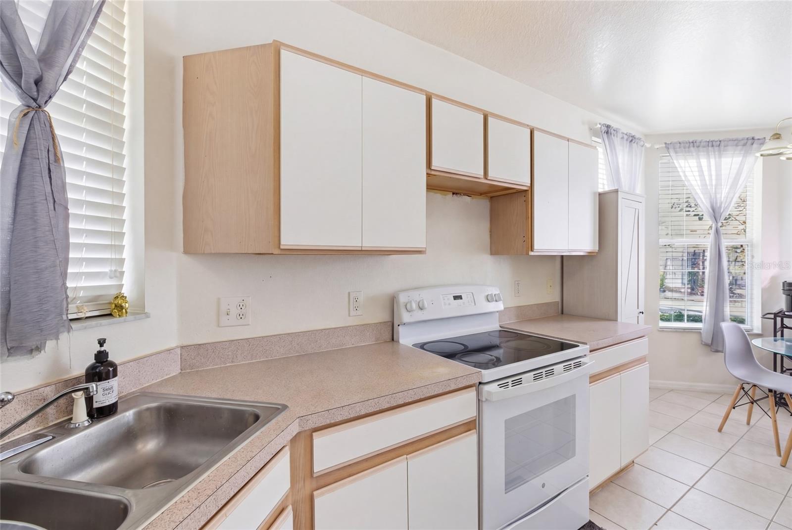 Image 3 of 26 For 9603 Carlsdale Drive