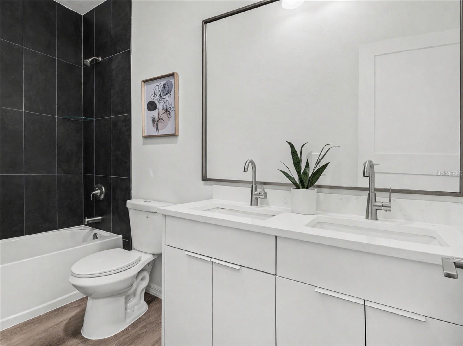 Image 23 of 34 For 1727 12th Terrace