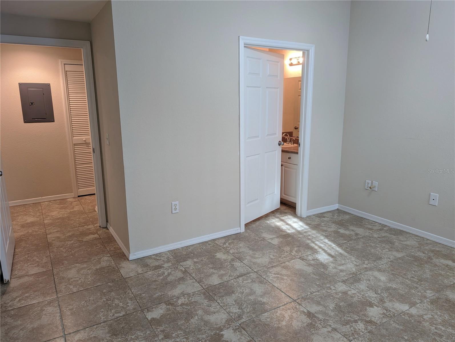 Image 12 of 29 For 5711 Soldier Circle # 102