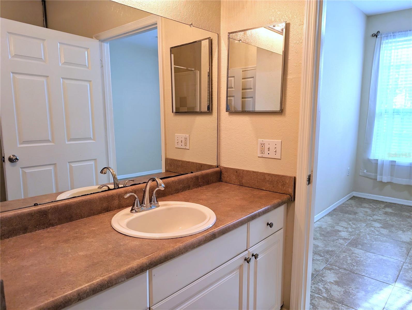 Image 14 of 29 For 5711 Soldier Circle # 102