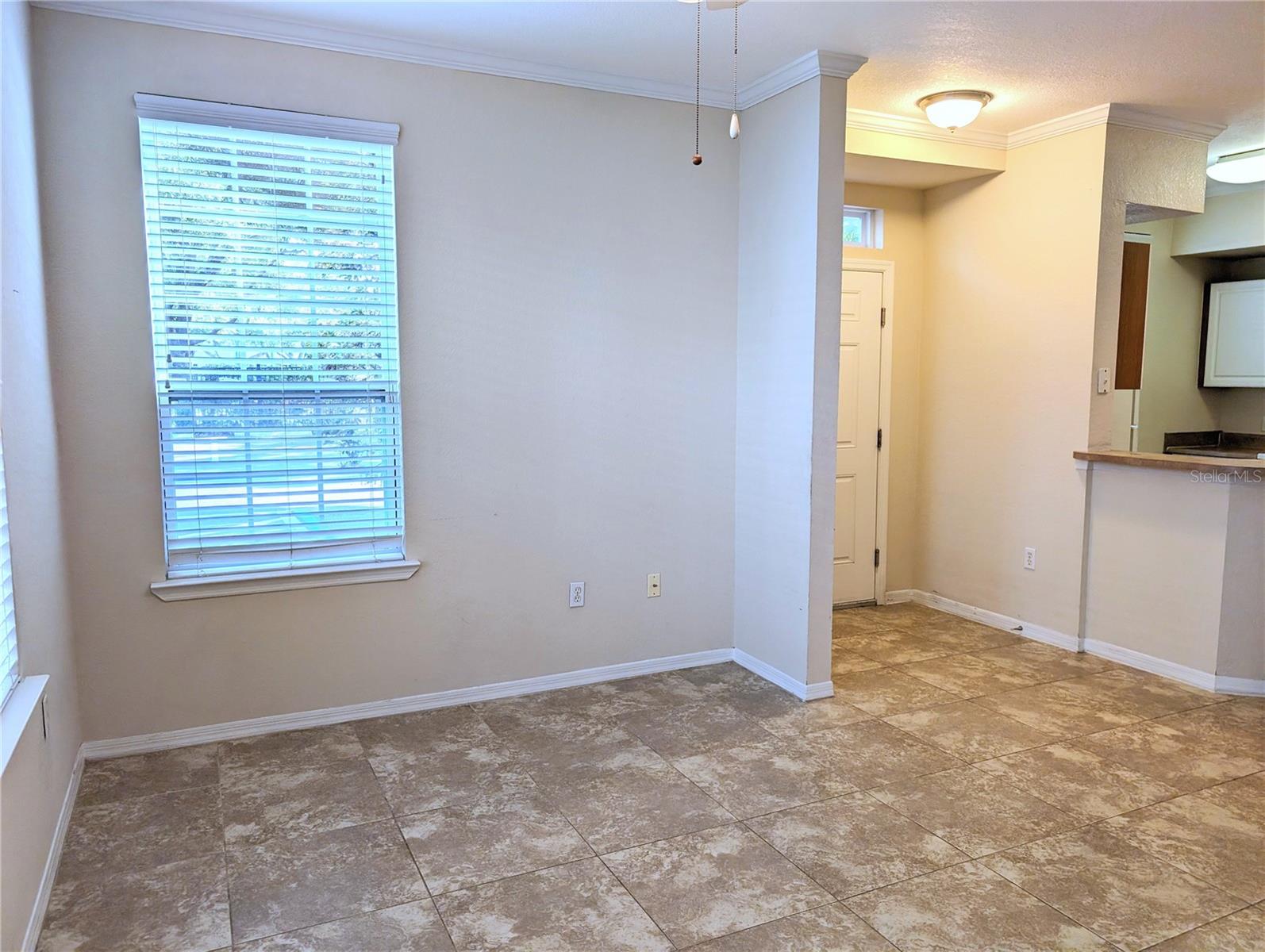 Image 3 of 29 For 5711 Soldier Circle # 102