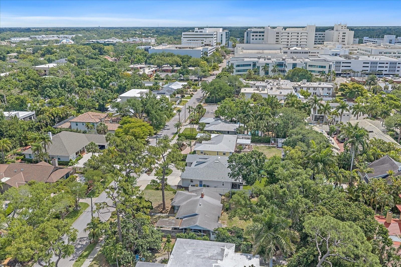 Image 15 of 16 For 1702 Waldemere Street