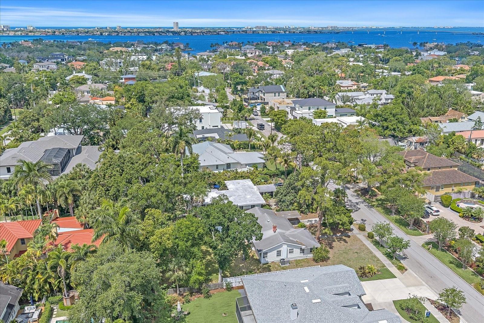 Image 8 of 16 For 1702 Waldemere Street