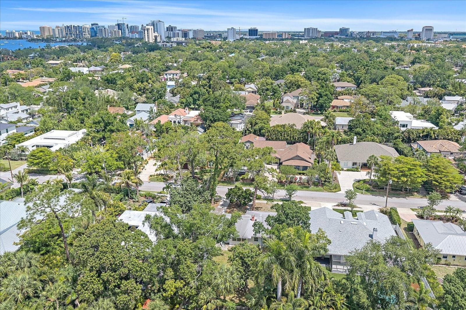 Image 9 of 16 For 1702 Waldemere Street