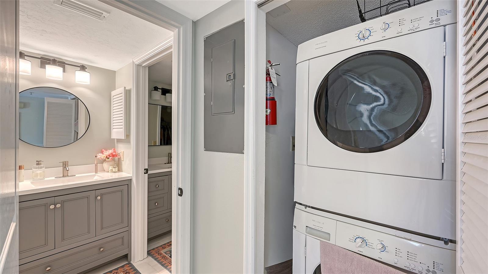 Image 24 of 65 For 1203 Siesta Bayside Drive 1203-d