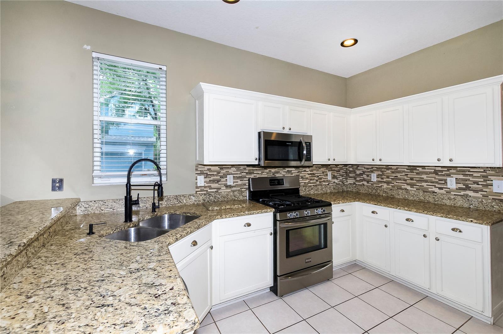 Image 4 of 19 For 10605 Kidbrooke Court