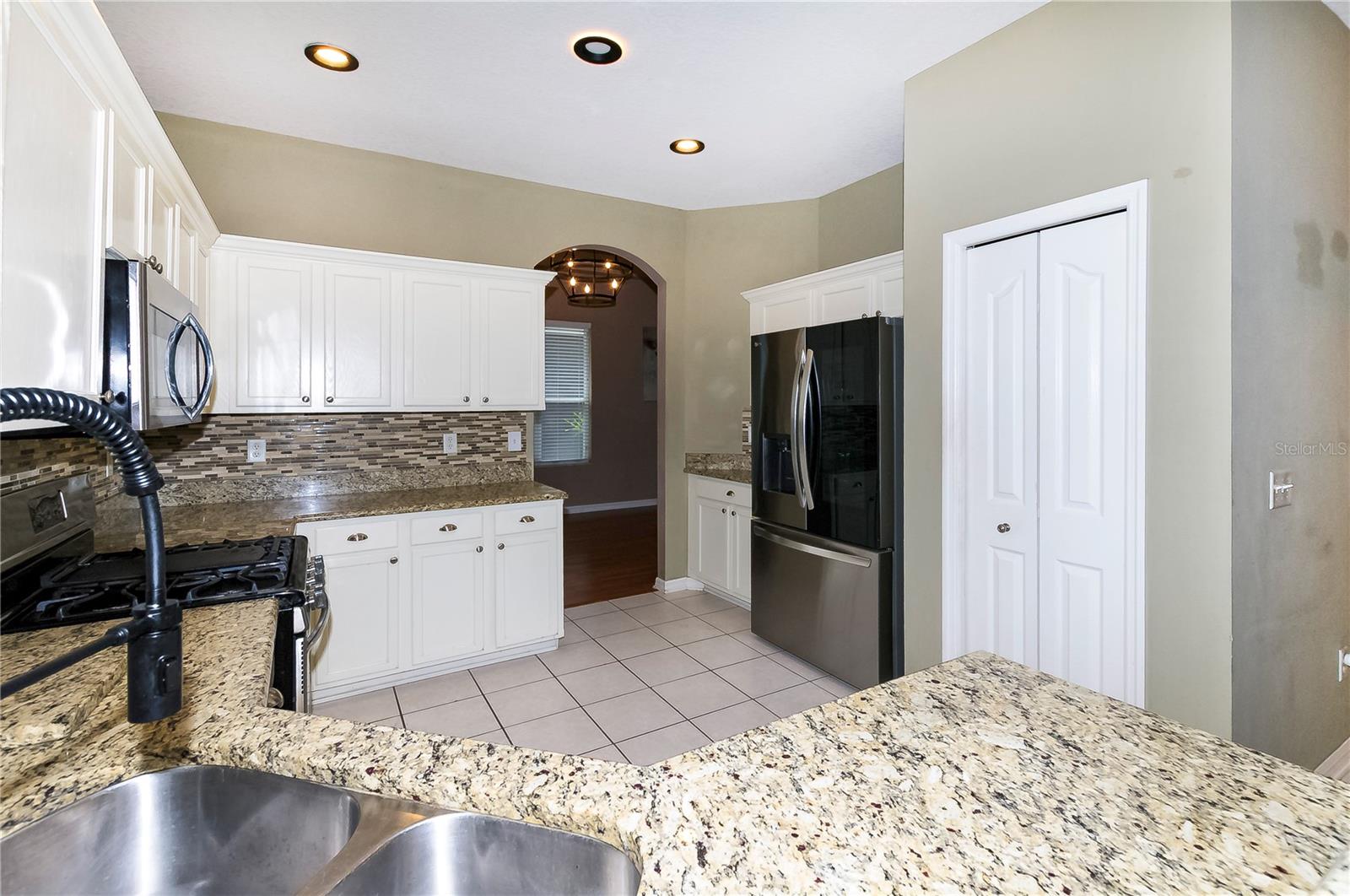 Image 5 of 19 For 10605 Kidbrooke Court