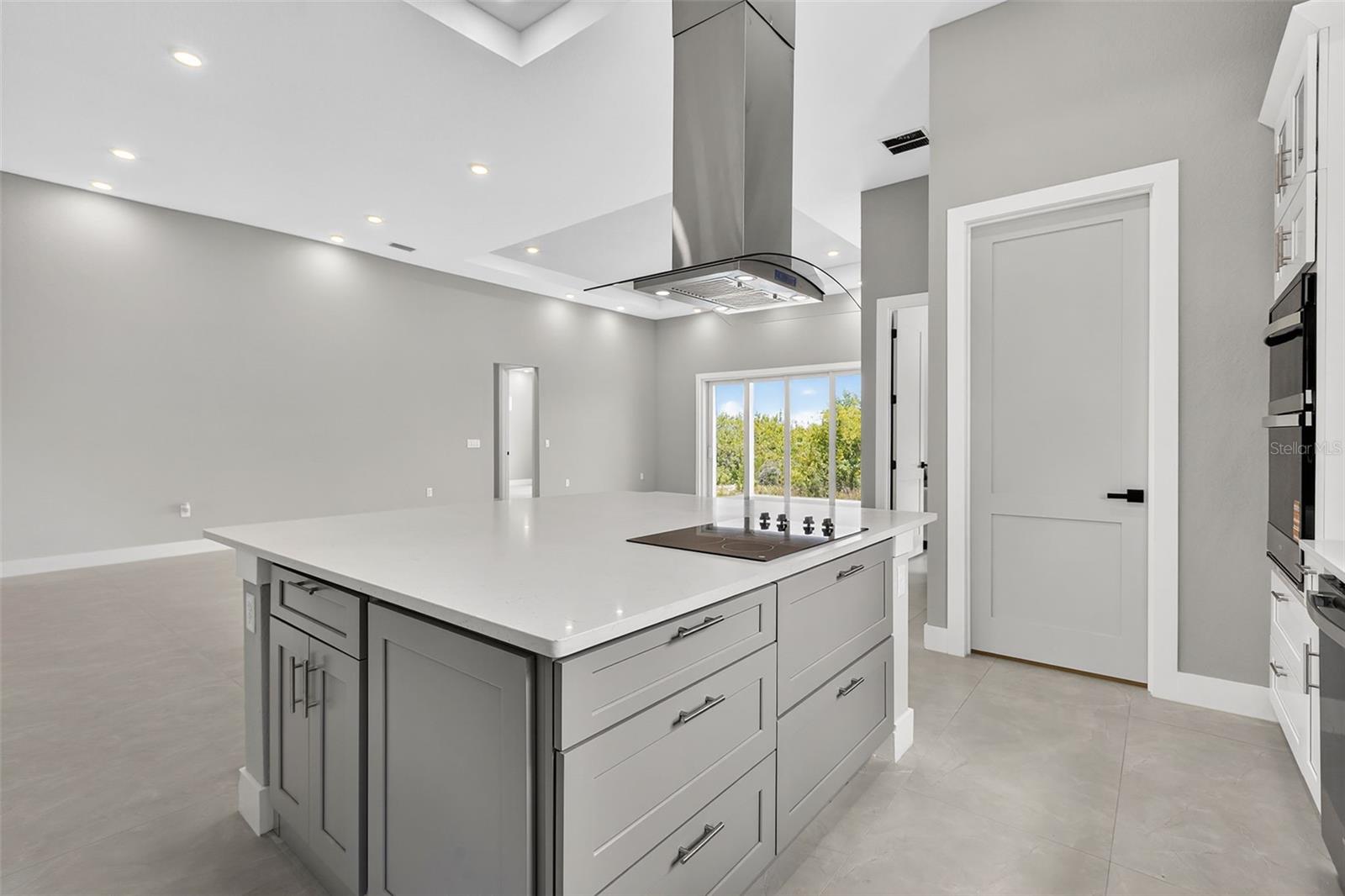 Image 10 of 65 For 15109 Aquarius Circle