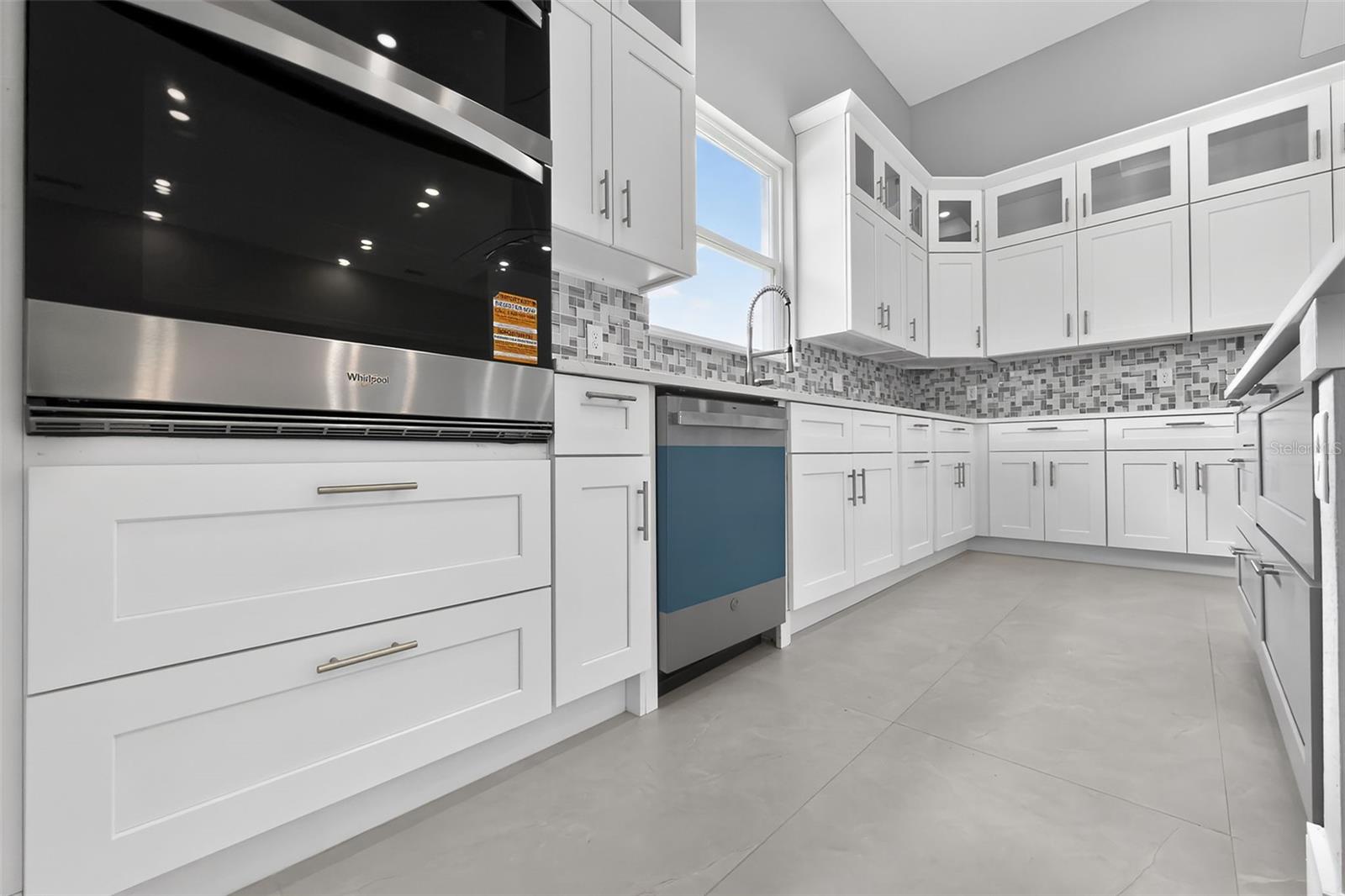 Image 14 of 65 For 15109 Aquarius Circle