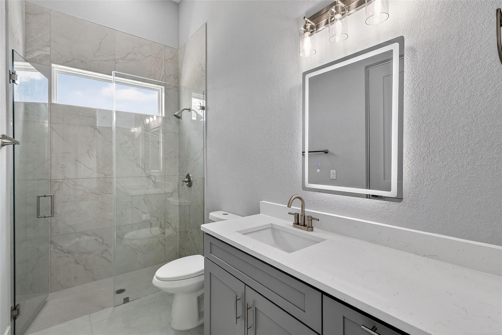 Image 47 of 65 For 15109 Aquarius Circle