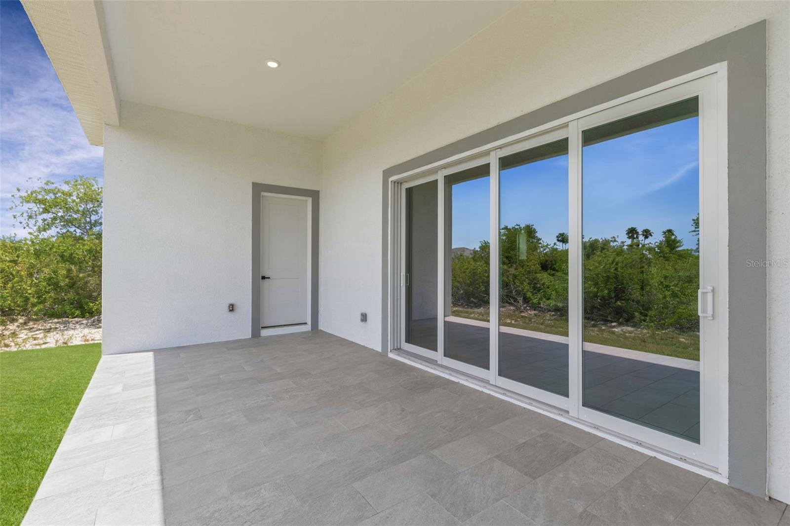 Image 51 of 65 For 15109 Aquarius Circle