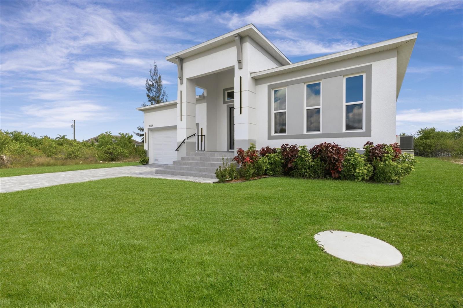 Image 54 of 65 For 15109 Aquarius Circle