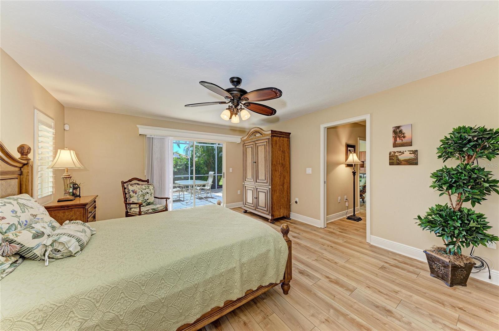 Image 16 of 59 For 3168 Willow Springs Circle