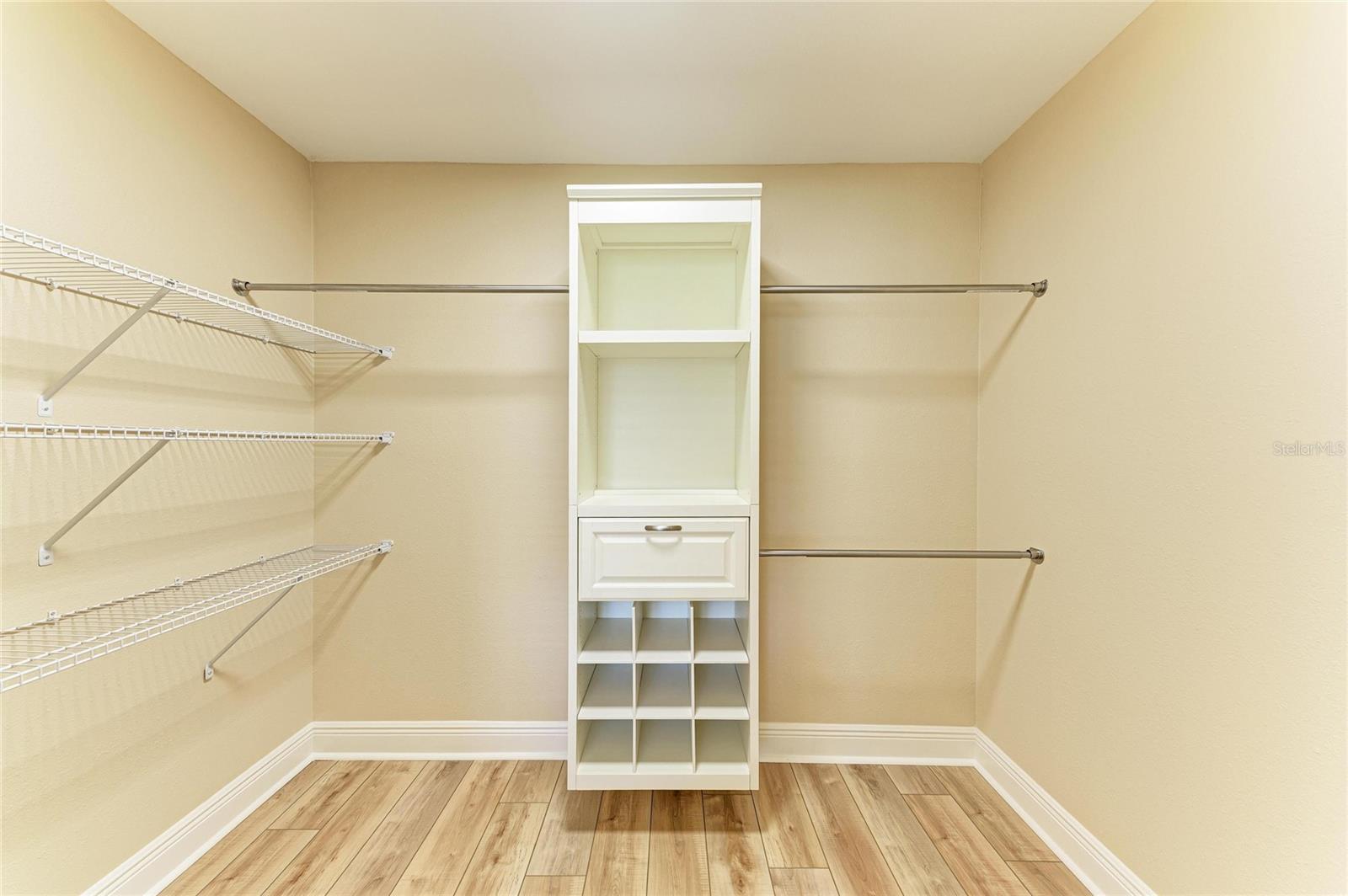 Image 23 of 59 For 3168 Willow Springs Circle