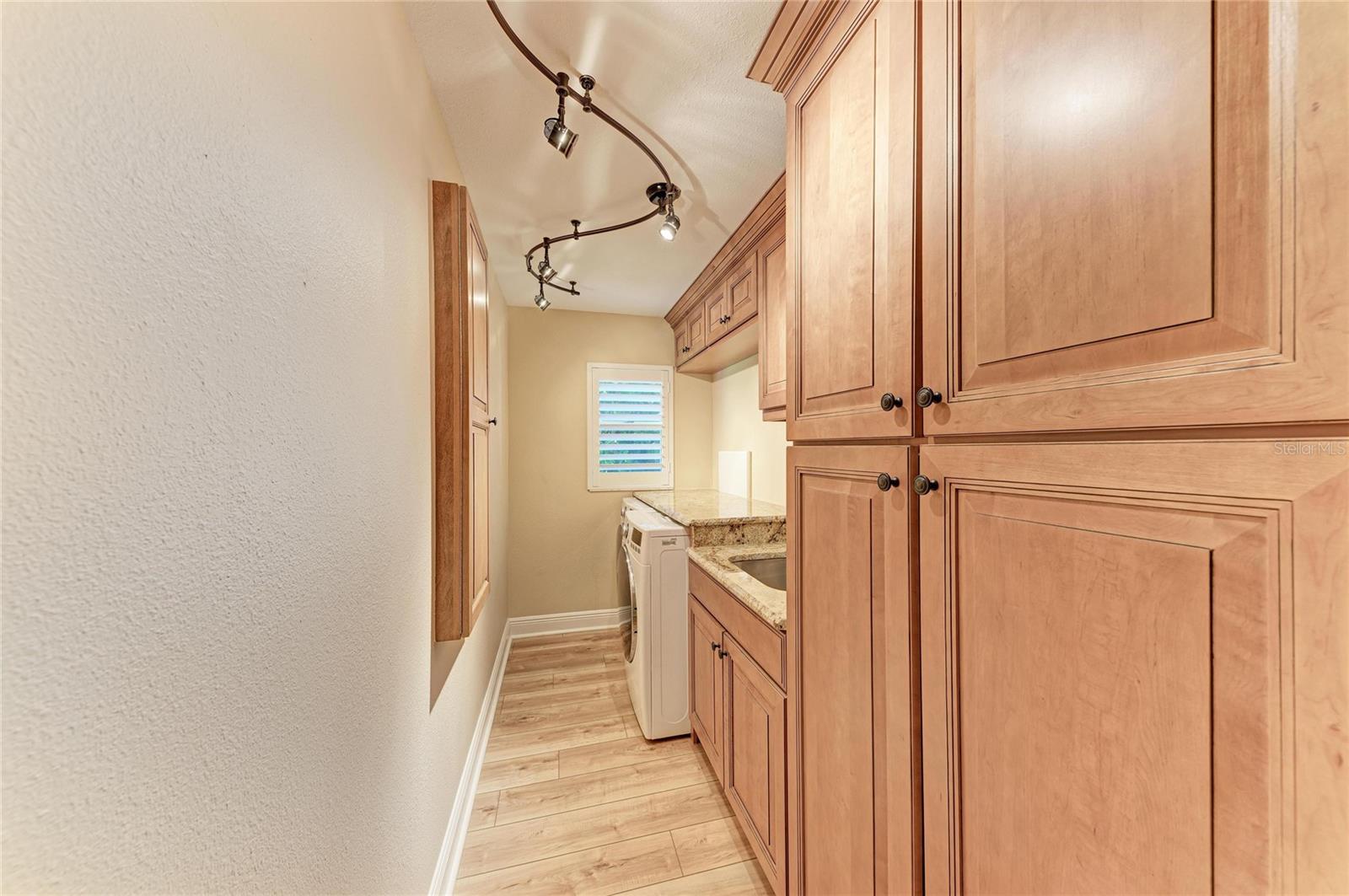 Image 25 of 59 For 3168 Willow Springs Circle