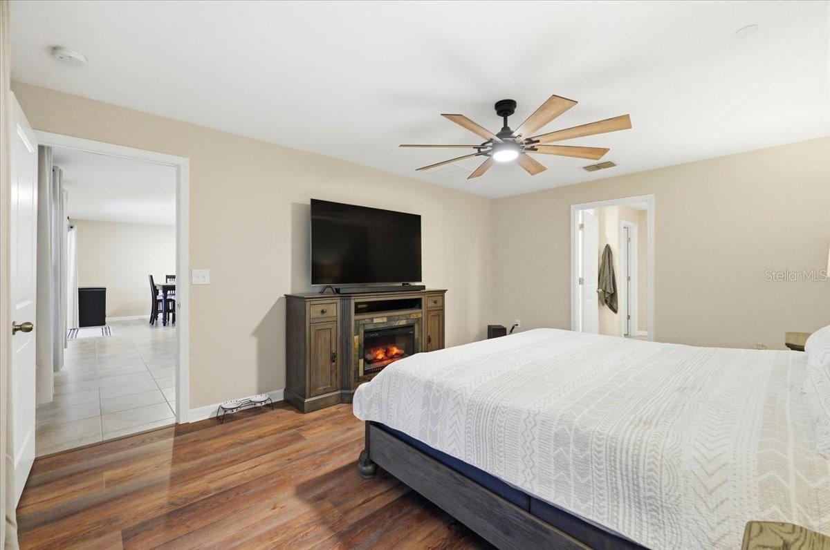 Image 15 of 42 For 936 Zone Tailed Hawk Place