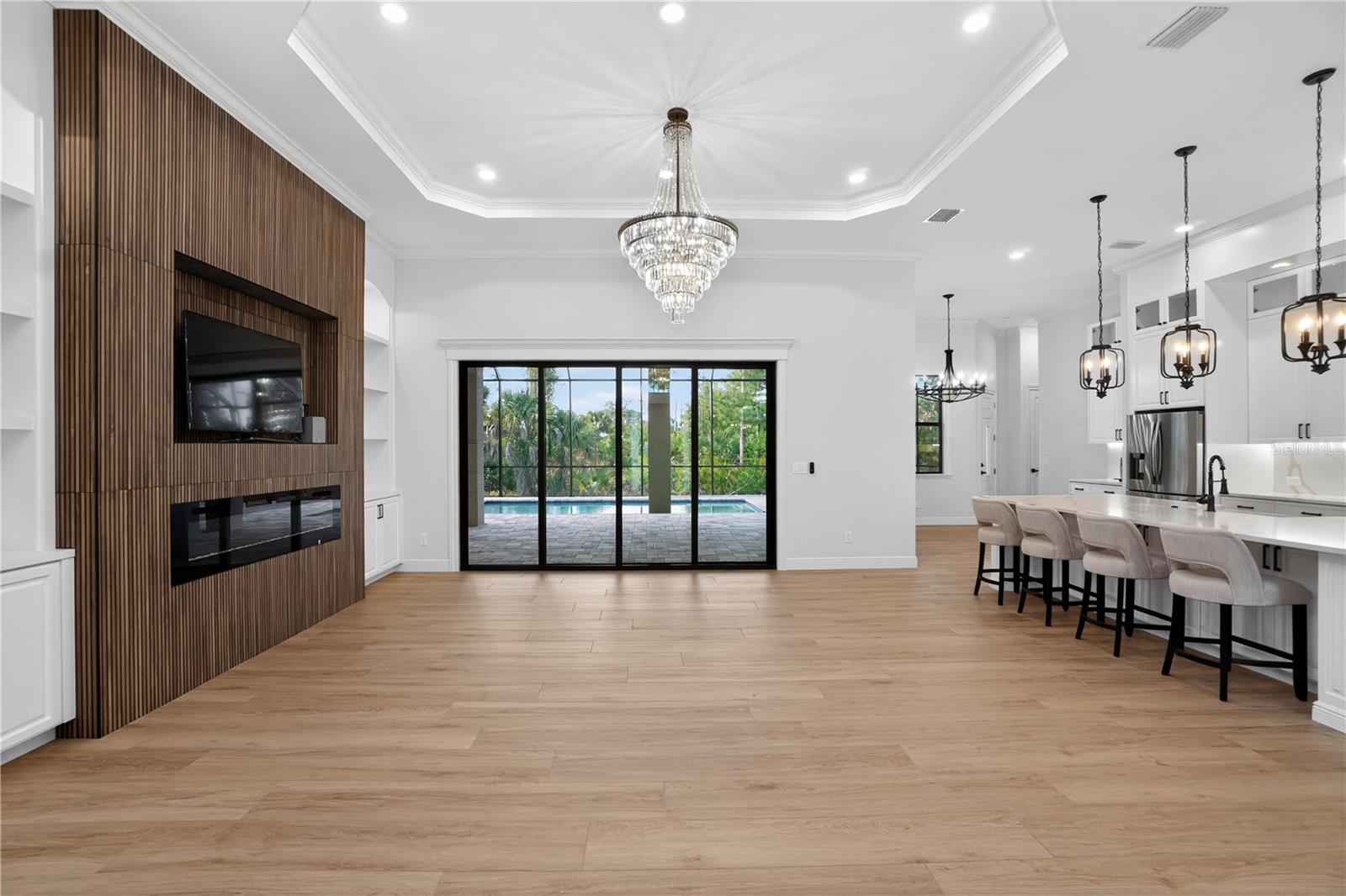 Image 10 of 85 For 12252 Dietrich Avenue