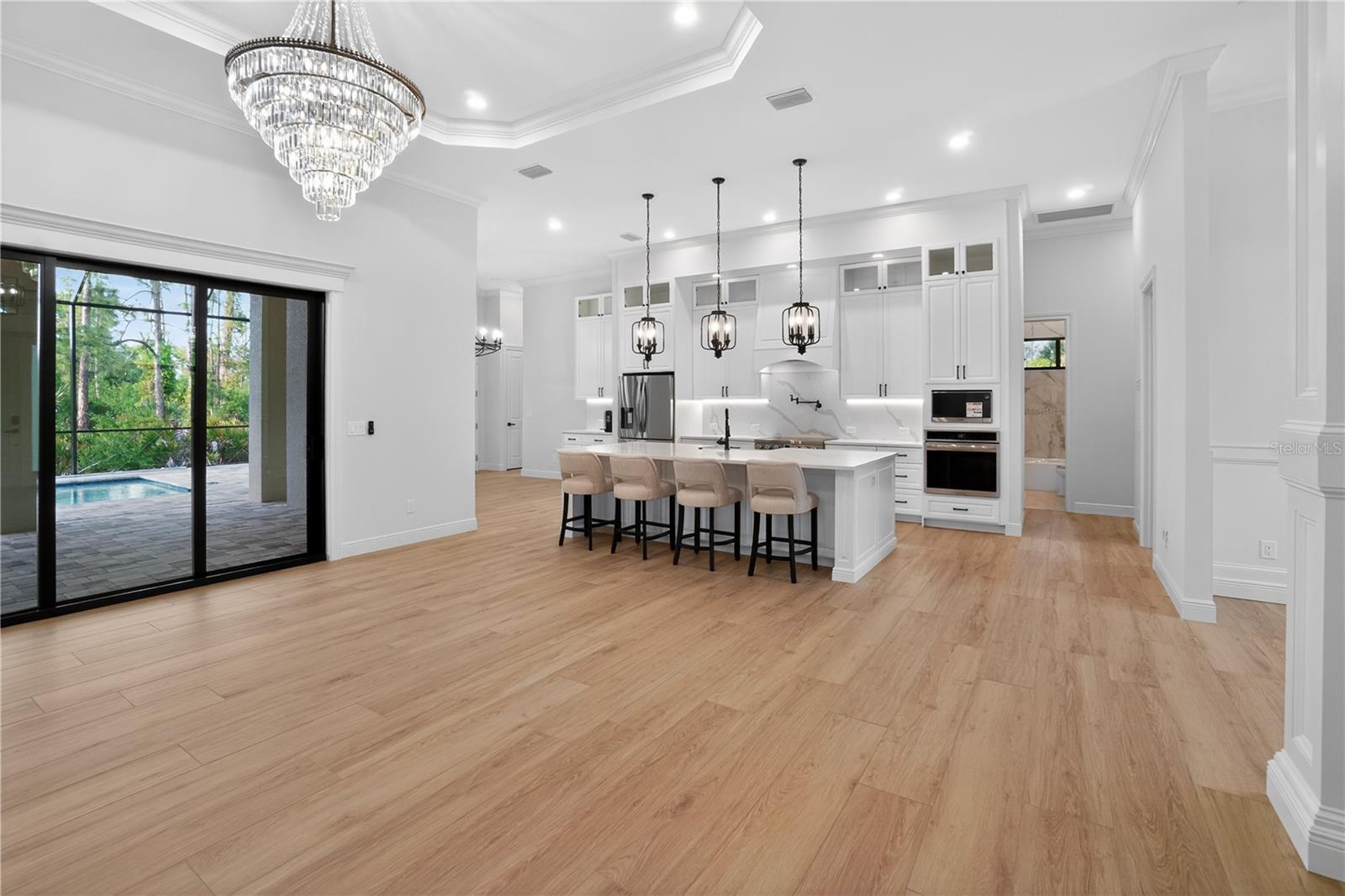 Image 14 of 85 For 12252 Dietrich Avenue