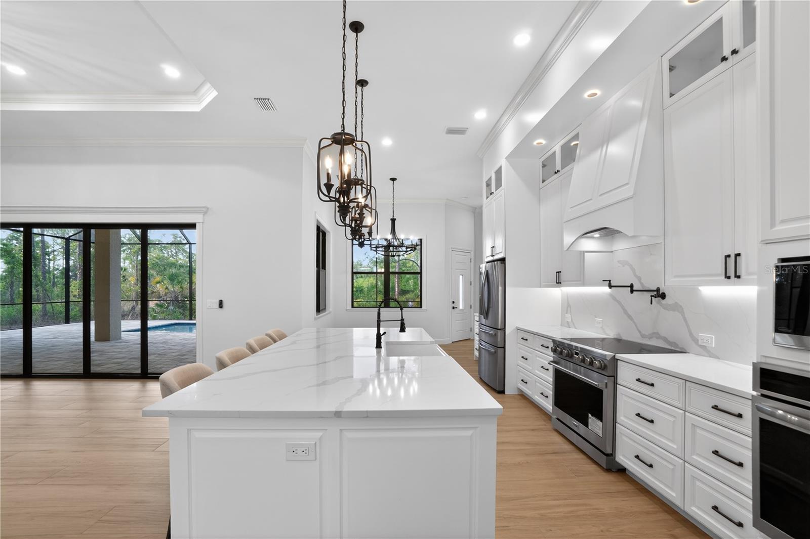 Image 17 of 85 For 12252 Dietrich Avenue