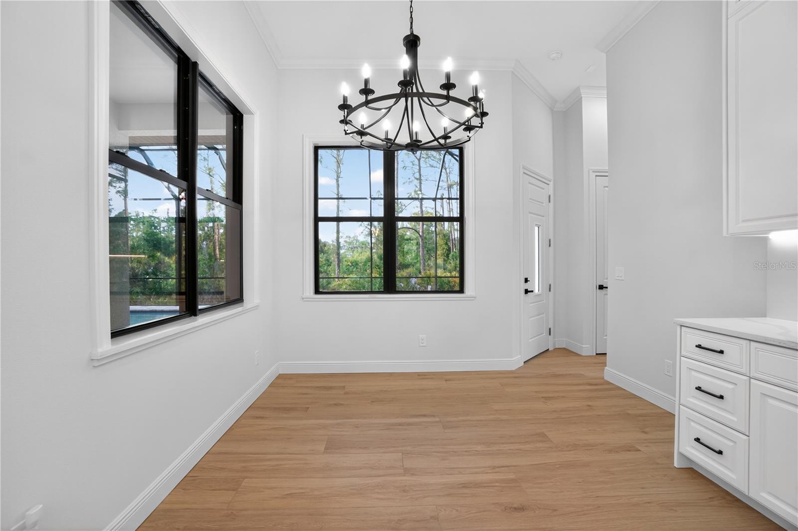 Image 20 of 85 For 12252 Dietrich Avenue