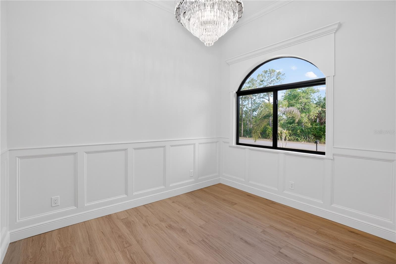 Image 25 of 85 For 12252 Dietrich Avenue