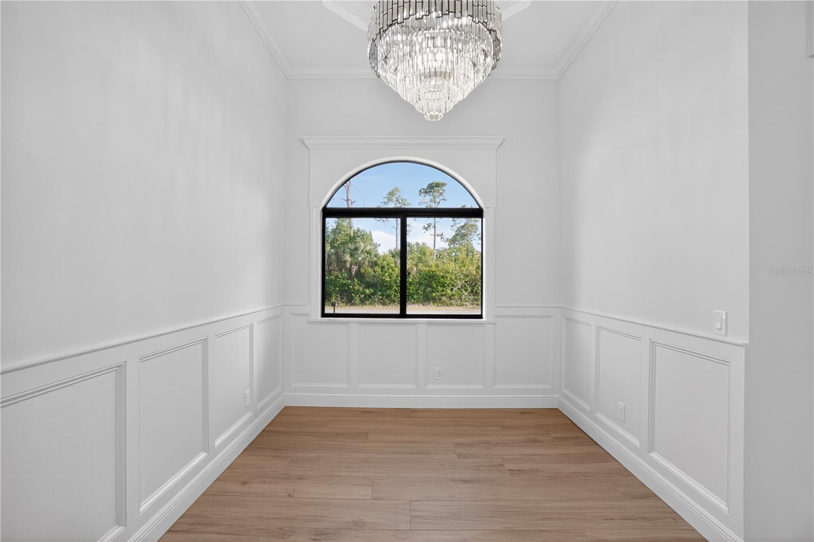 Image 26 of 85 For 12252 Dietrich Avenue