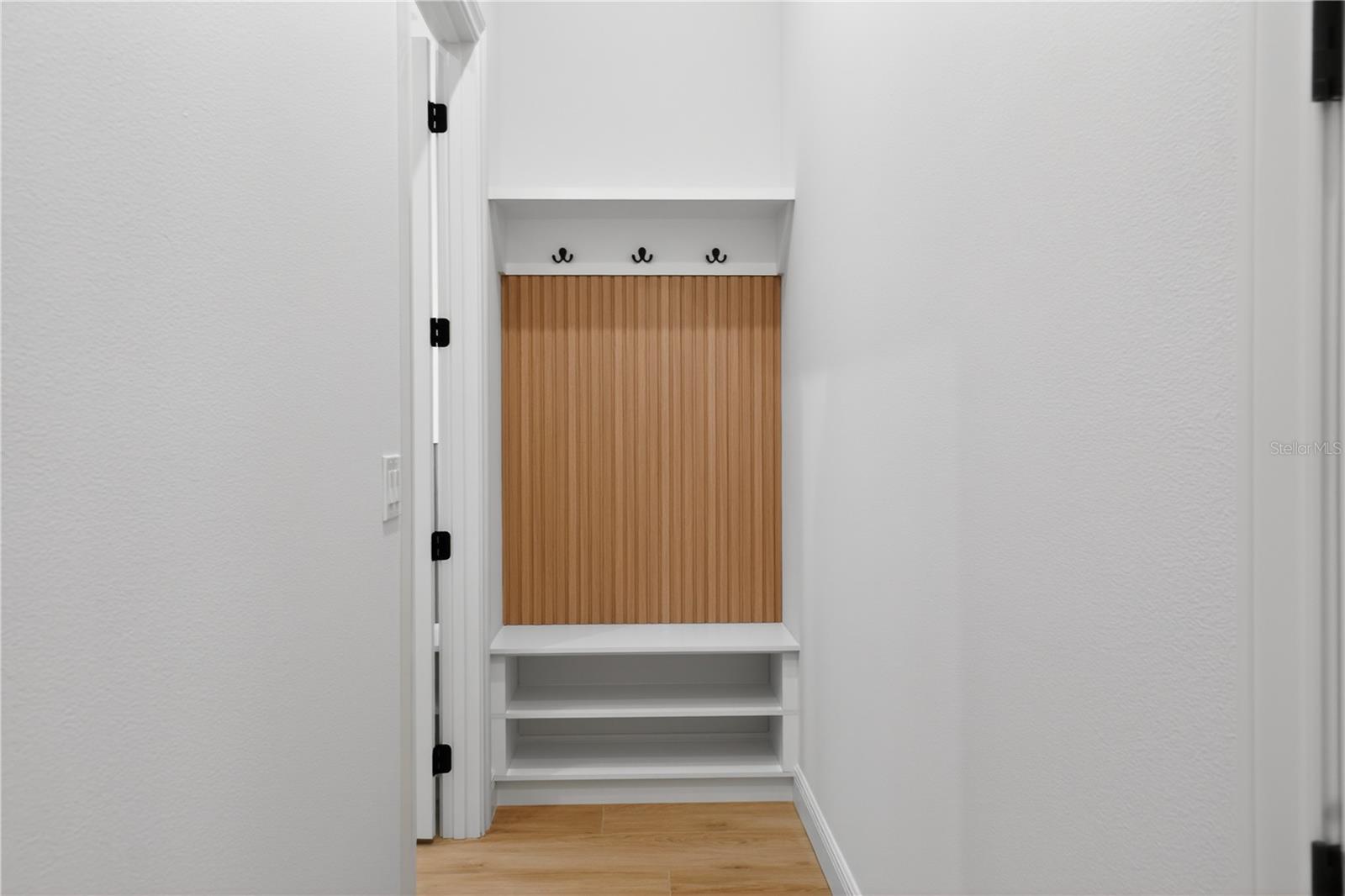 Image 28 of 85 For 12252 Dietrich Avenue