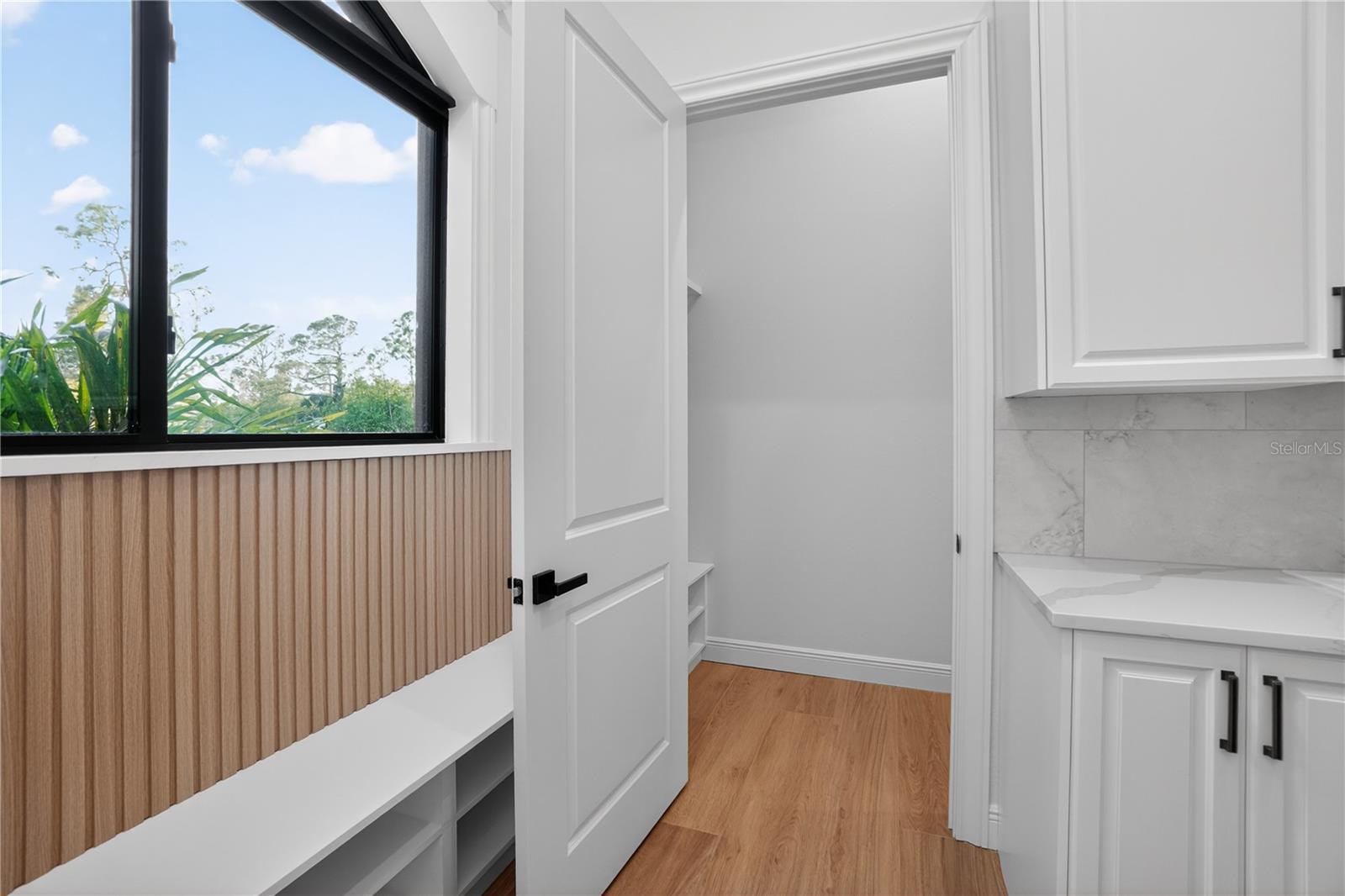 Image 29 of 85 For 12252 Dietrich Avenue