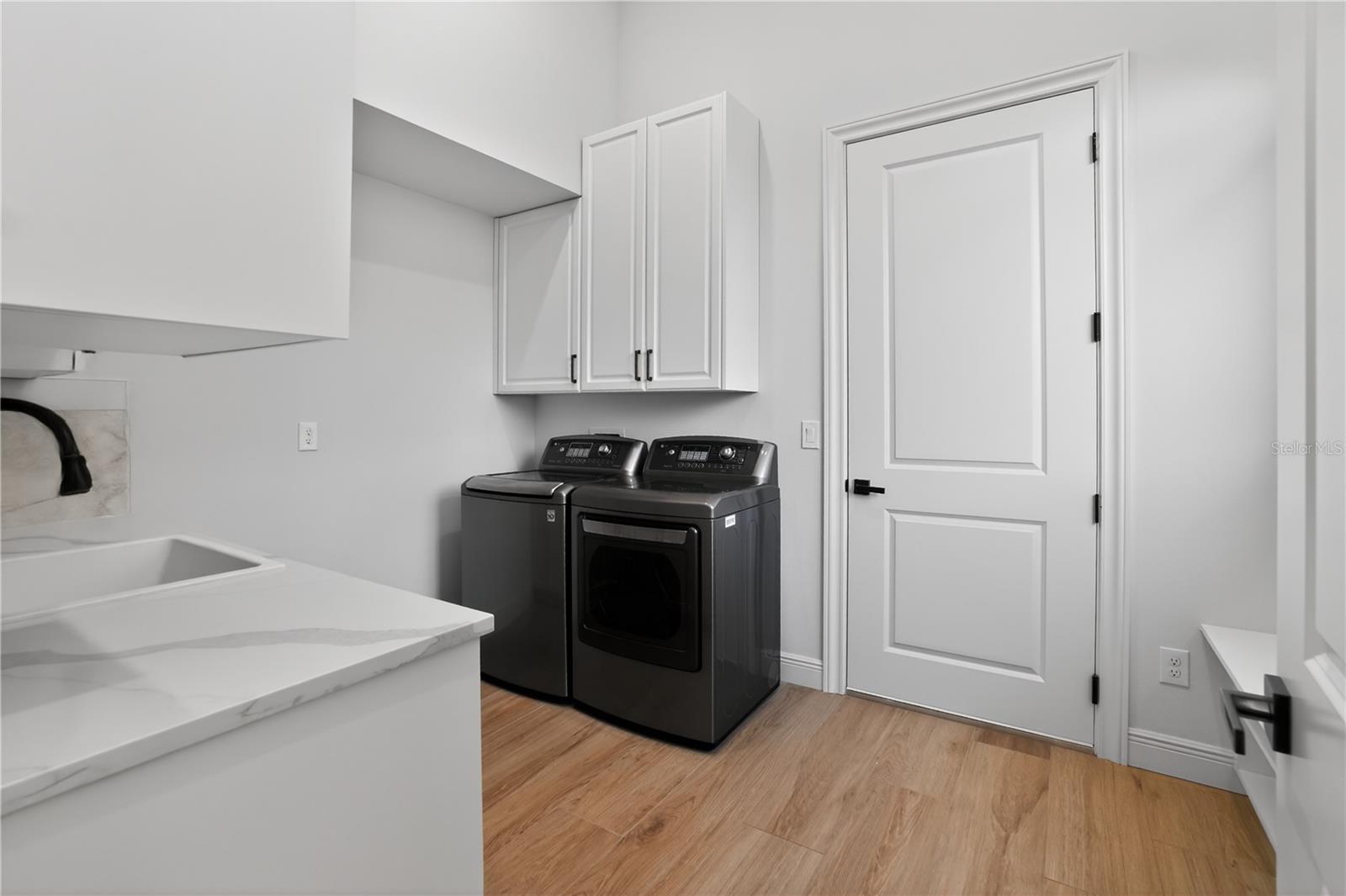 Image 31 of 85 For 12252 Dietrich Avenue