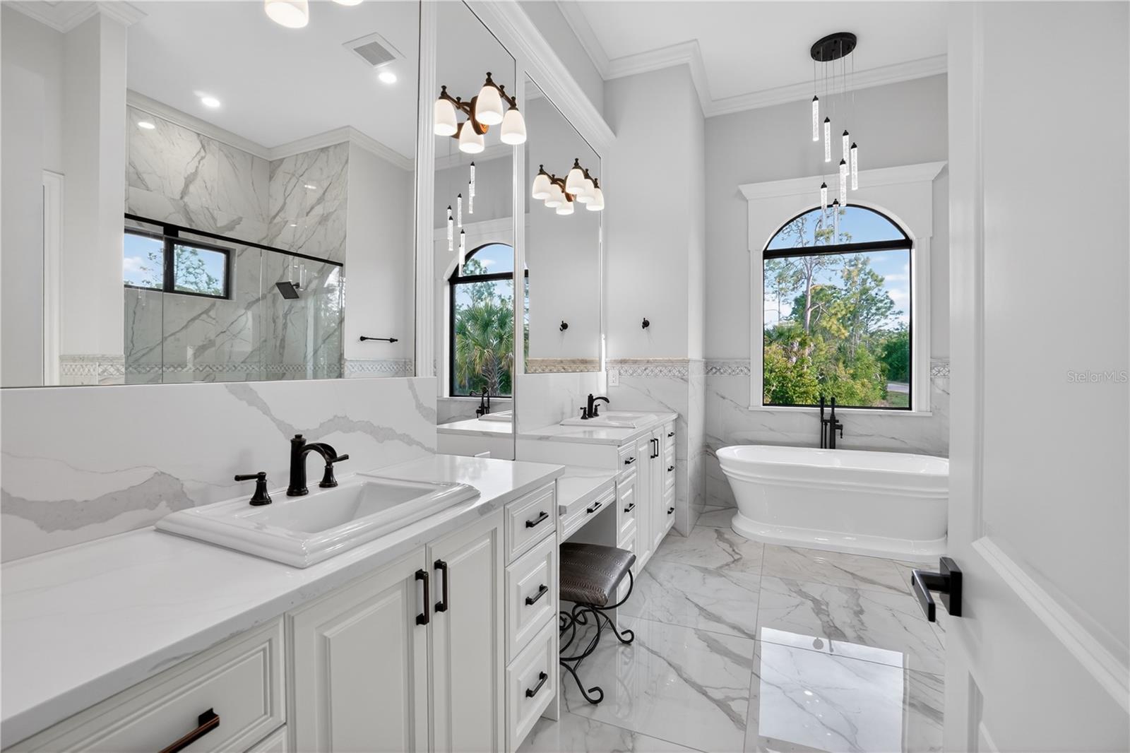 Image 37 of 85 For 12252 Dietrich Avenue