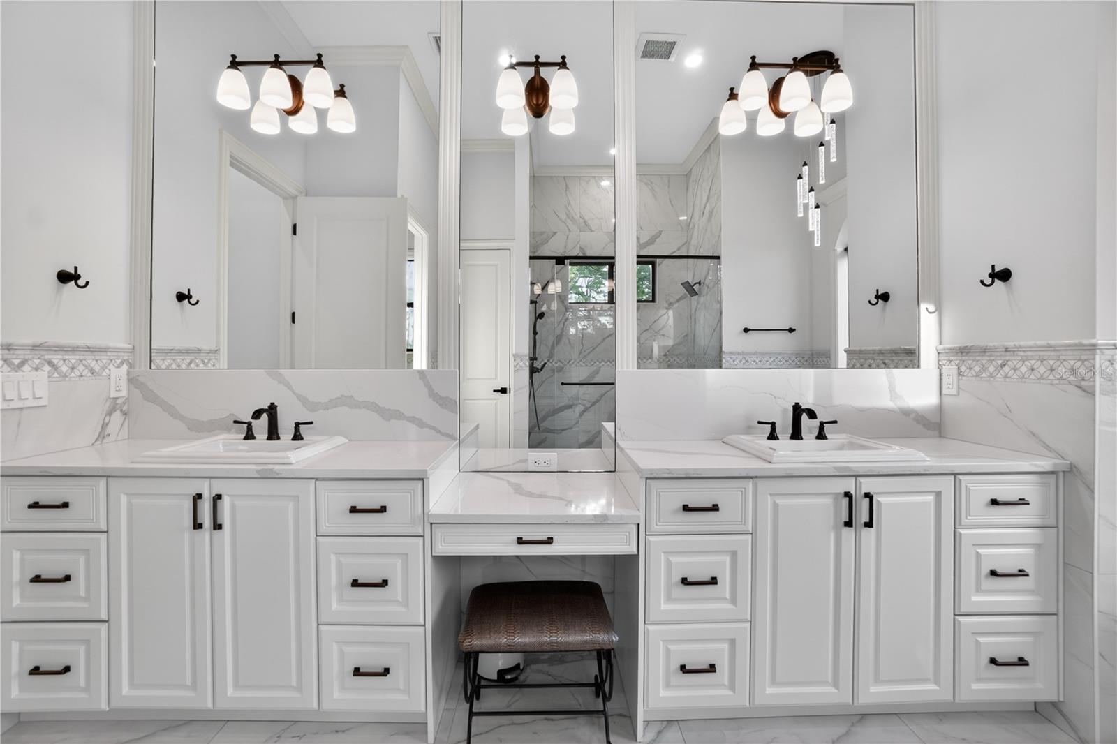 Image 39 of 85 For 12252 Dietrich Avenue