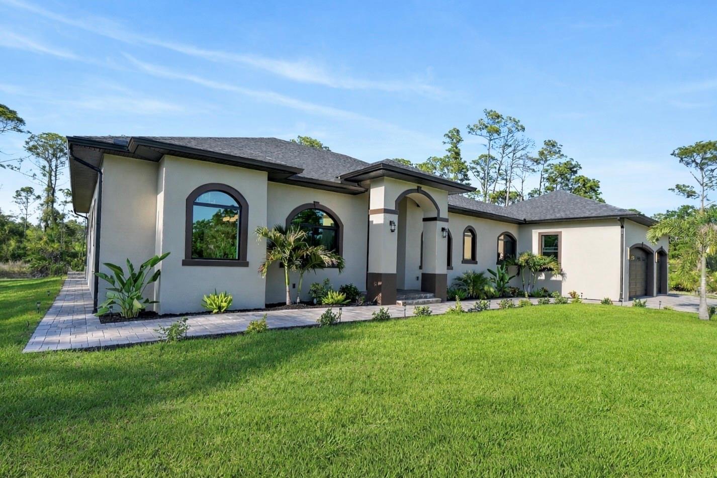 Image 4 of 85 For 12252 Dietrich Avenue