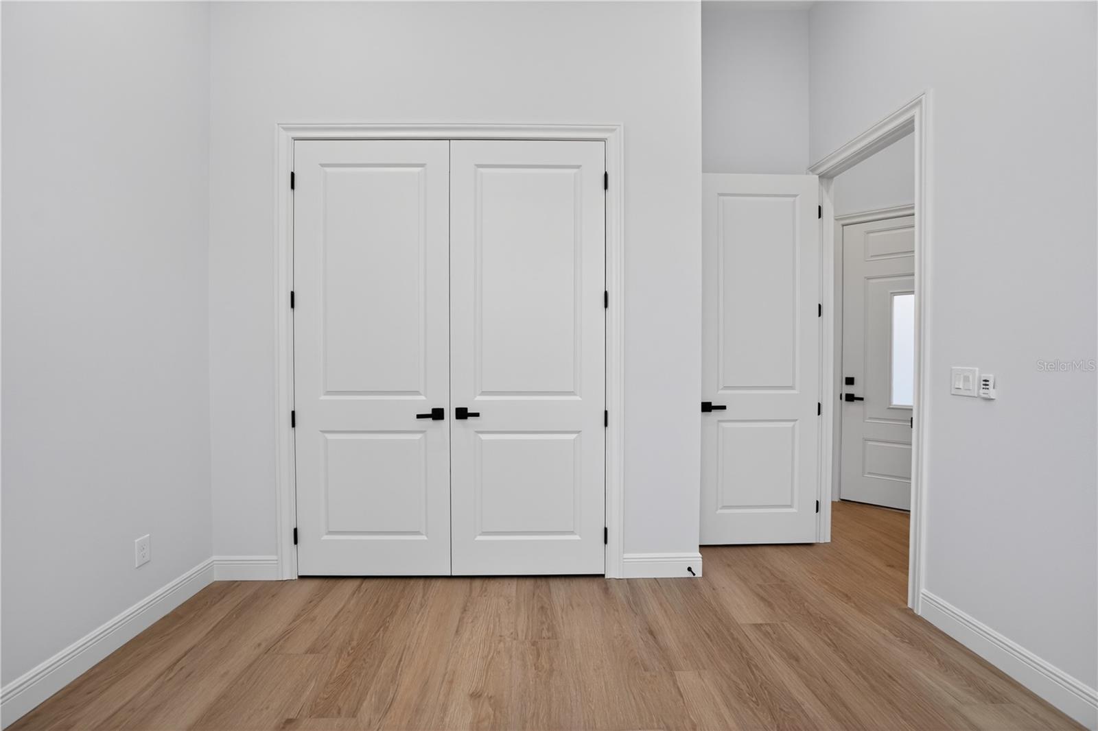 Image 52 of 85 For 12252 Dietrich Avenue