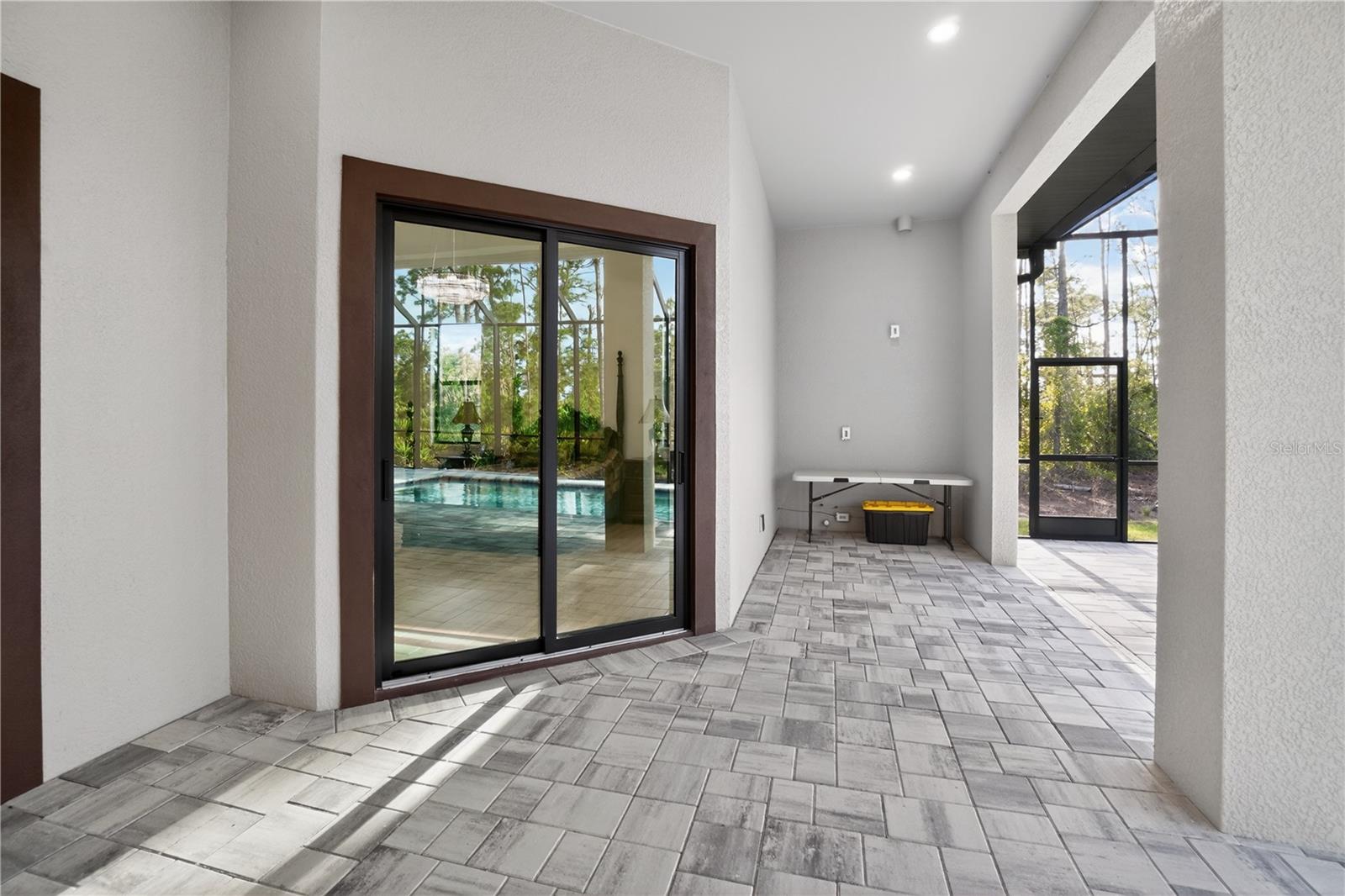 Image 61 of 85 For 12252 Dietrich Avenue