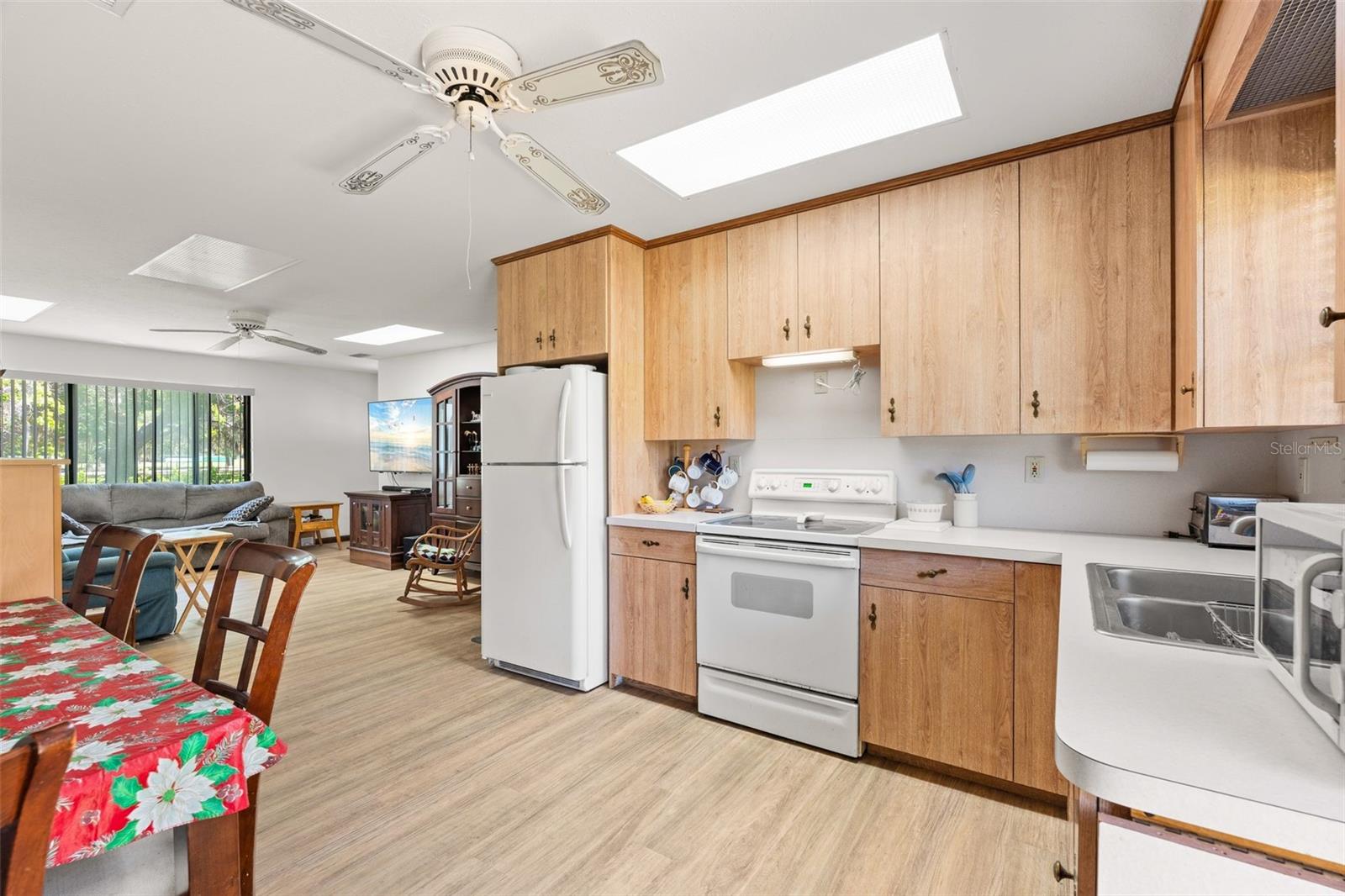 Image 43 of 67 For 7605 Richardson Road