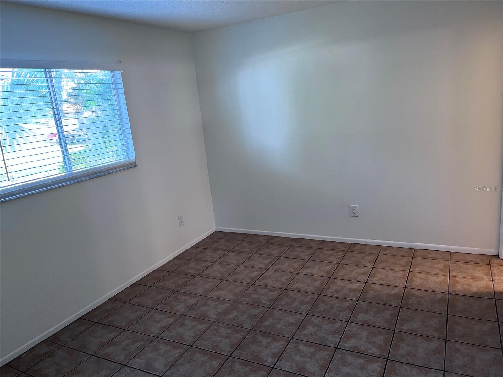 Image 8 of 11 For 1120 36th Street W