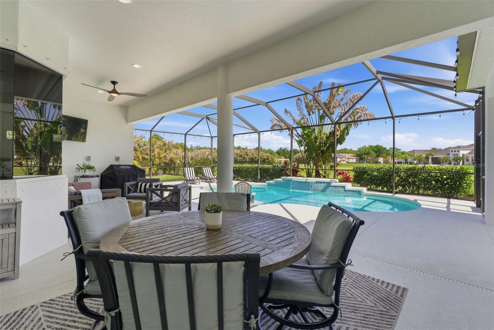 Image 27 of 66 For 16023 39th Glen E