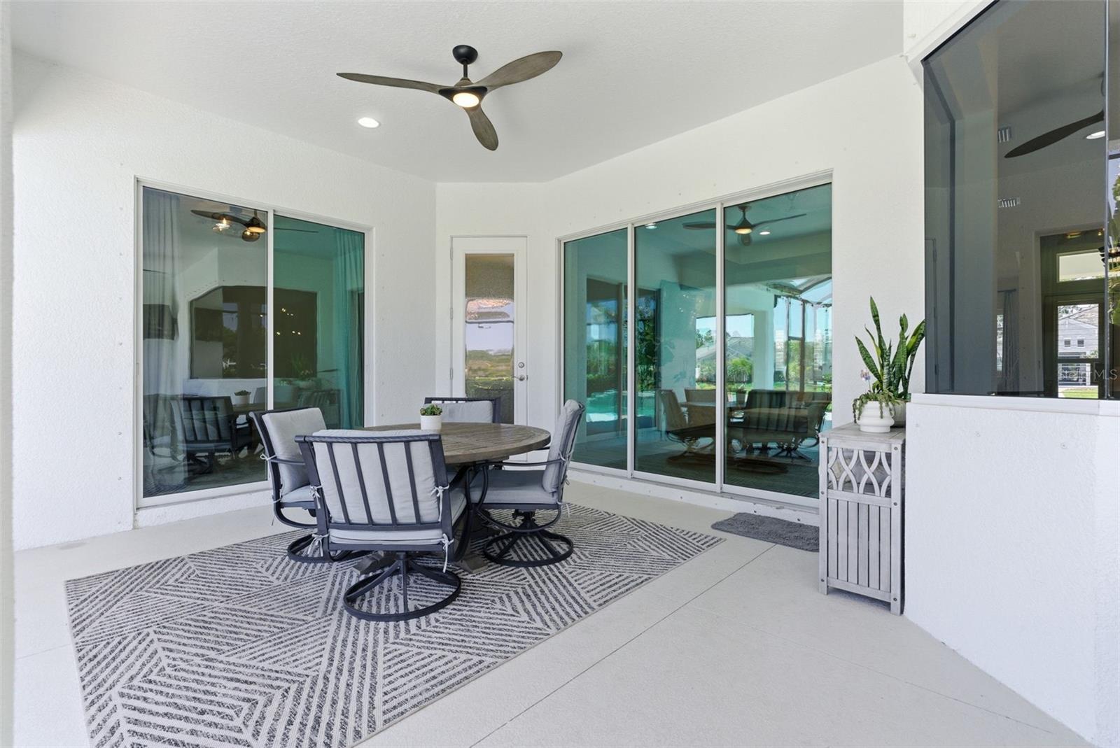 Image 29 of 66 For 16023 39th Glen E