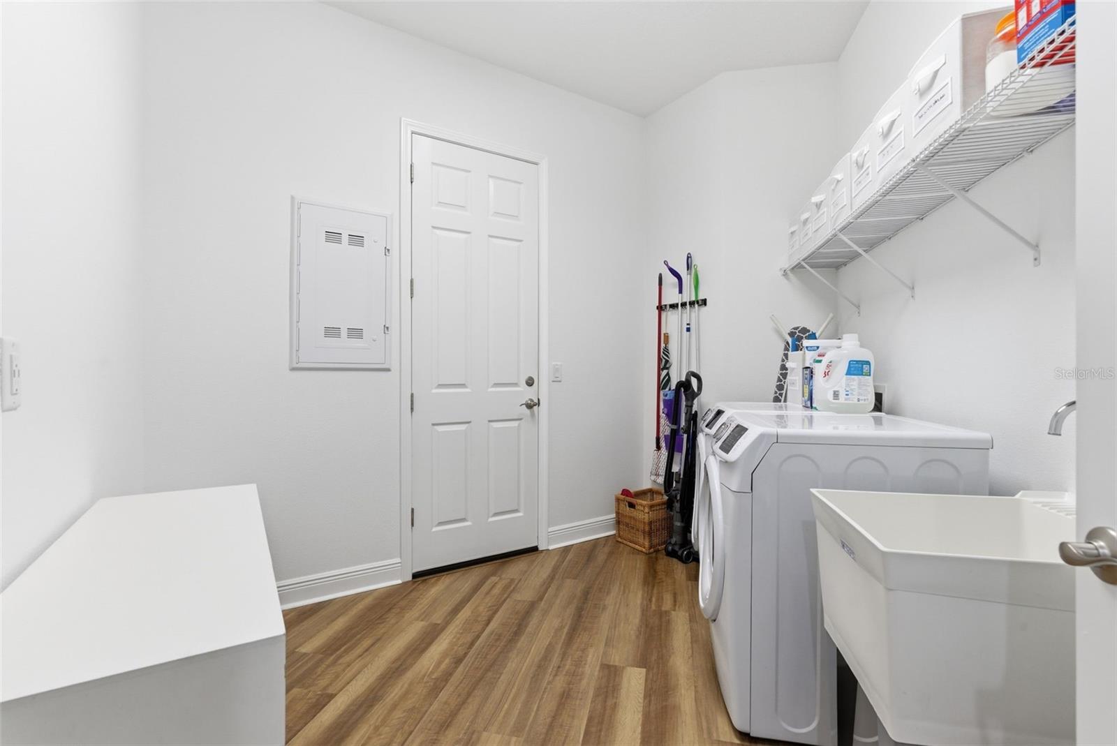 Image 49 of 66 For 16023 39th Glen E