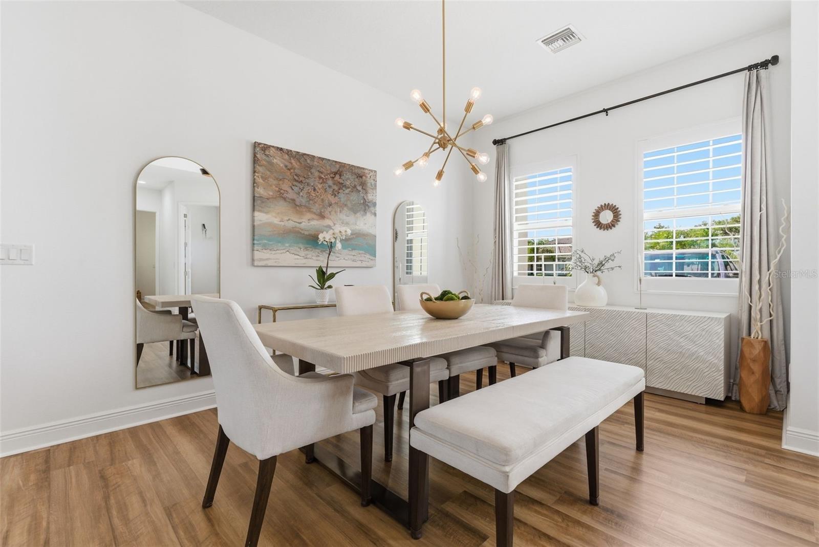 Image 6 of 66 For 16023 39th Glen E